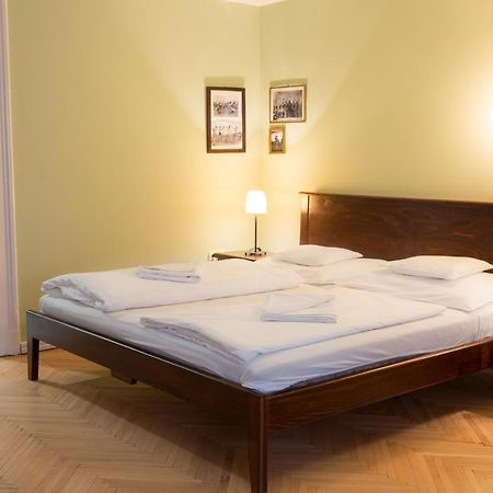 A10 Budapest Center Aparthotel エクステリア 写真