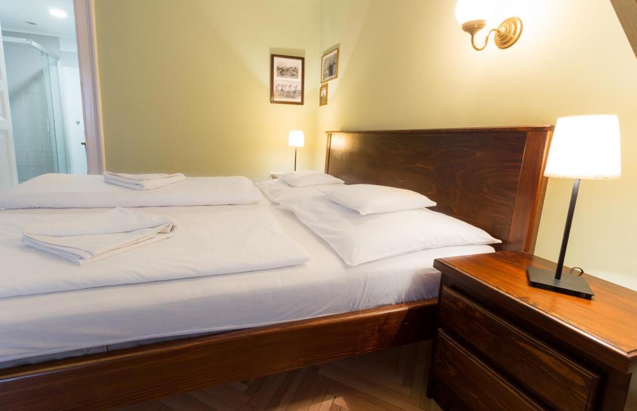 A10 Budapest Center Aparthotel エクステリア 写真