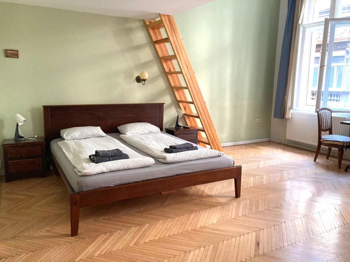 A10 Budapest Center Aparthotel エクステリア 写真