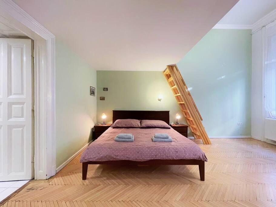 A10 Budapest Center Aparthotel エクステリア 写真